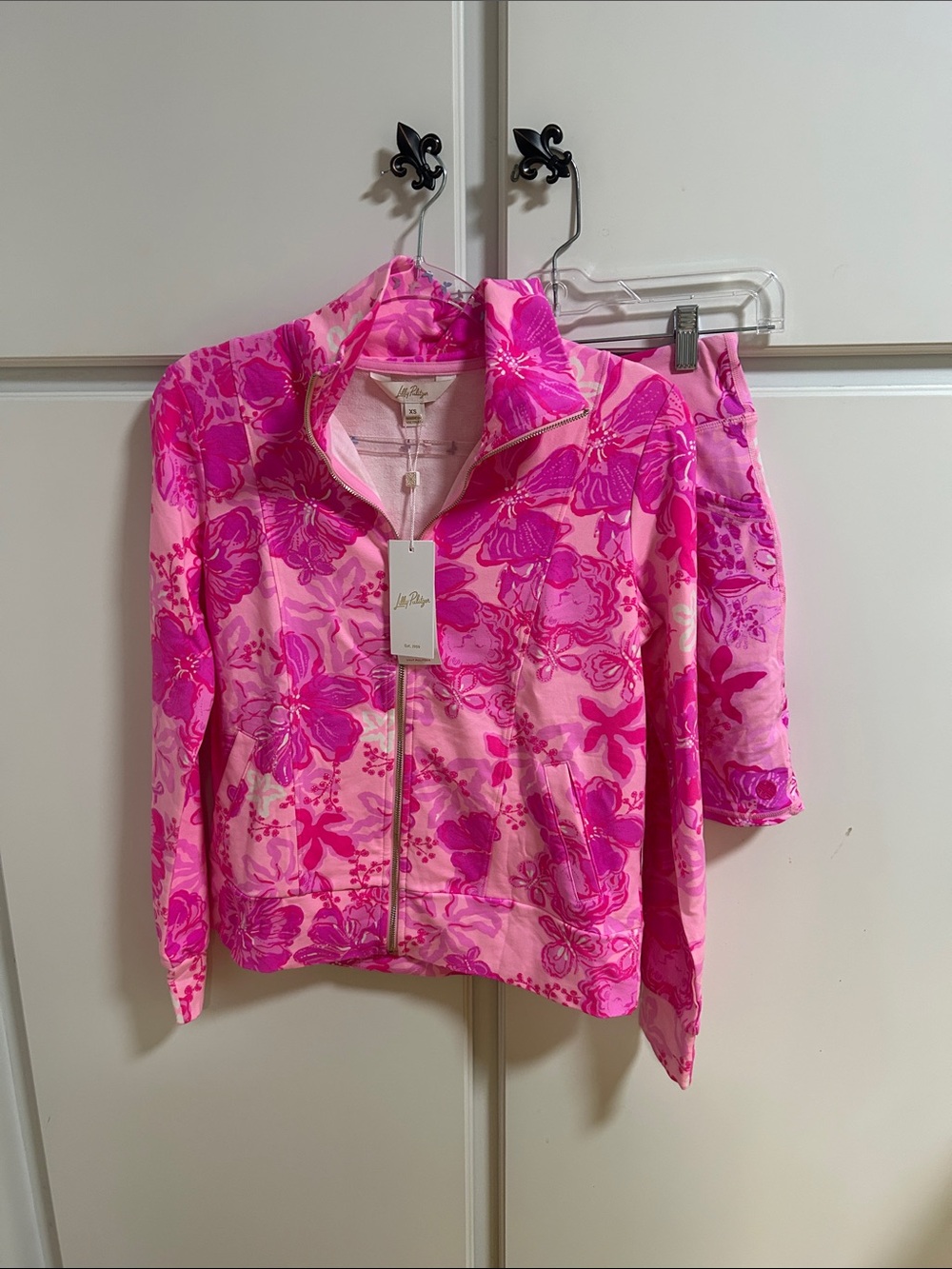 Lilly Pulitzer Pink Jacket & Skort Set Supporting Squad Breast Cancer NWT XS
